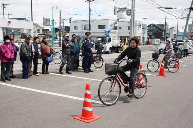20130507長生クラブが交通安全教室