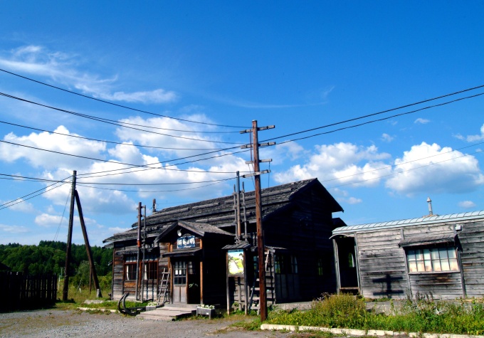 明日萌駅